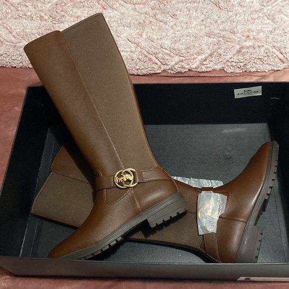 New! Authentic Coach boots in color Walnut - Picture 2 of 4